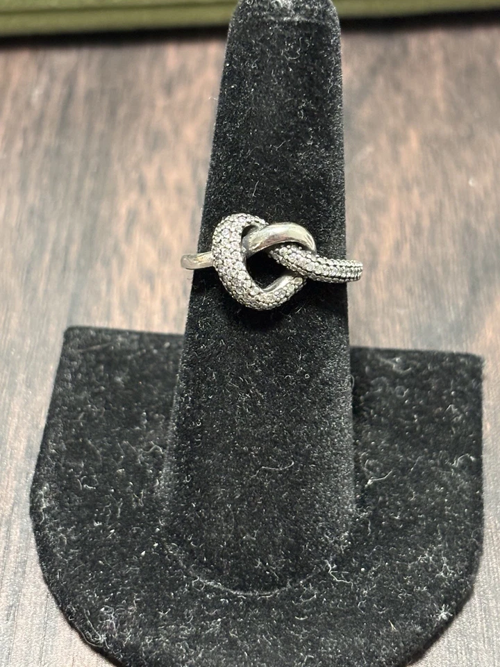 Pandora autêntico anel de corações atados em prata esterlina 925 e pavê CZ, tamanho 6,5 - Imagem 4 de 4