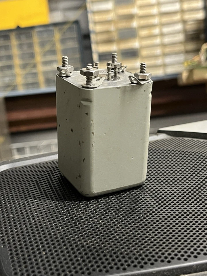 Adc Transformer Lot - Unknown - Image 2 of 4