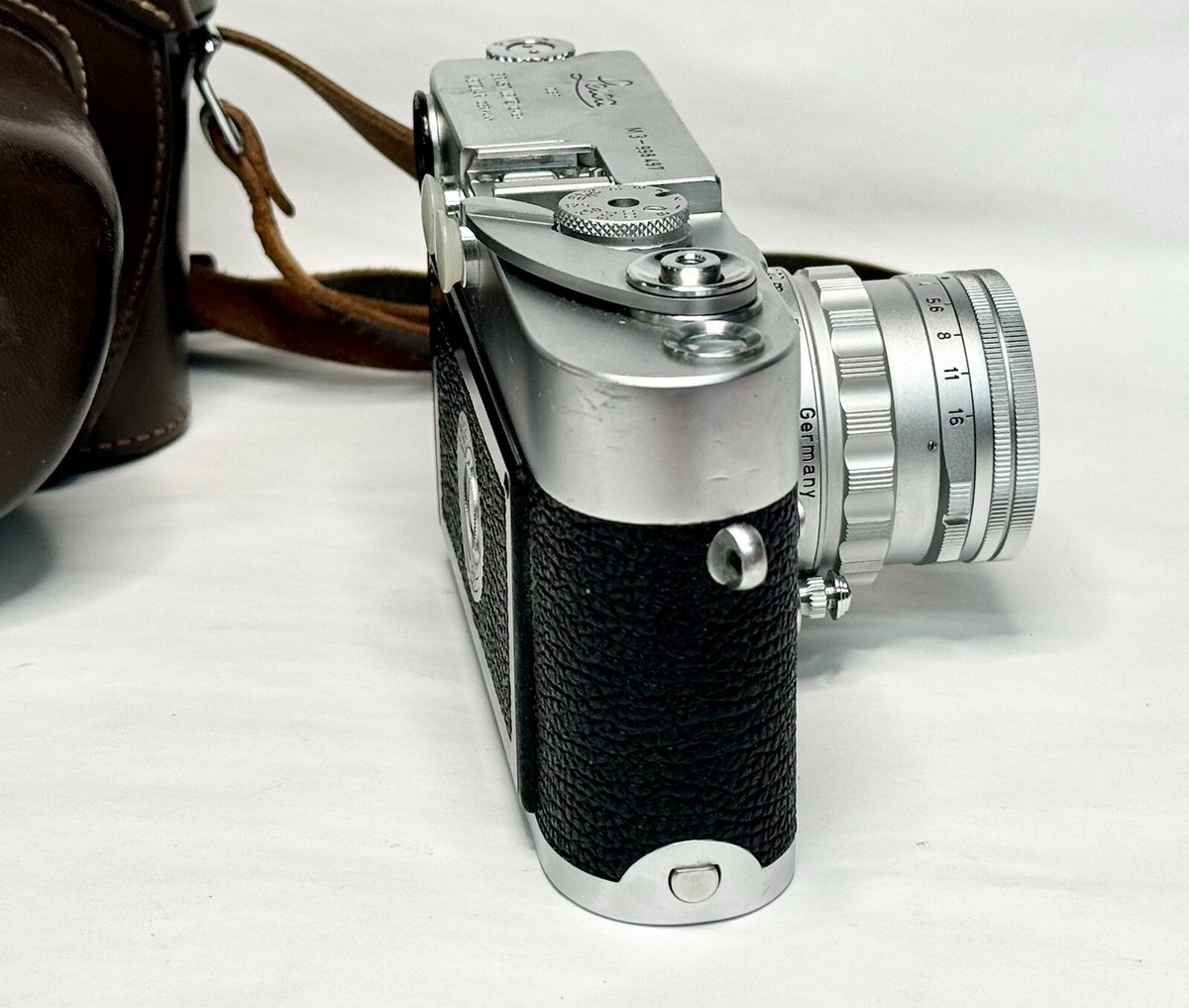 Leica M3 Single Stroke with Summicron 50mm/f2, Excellent In