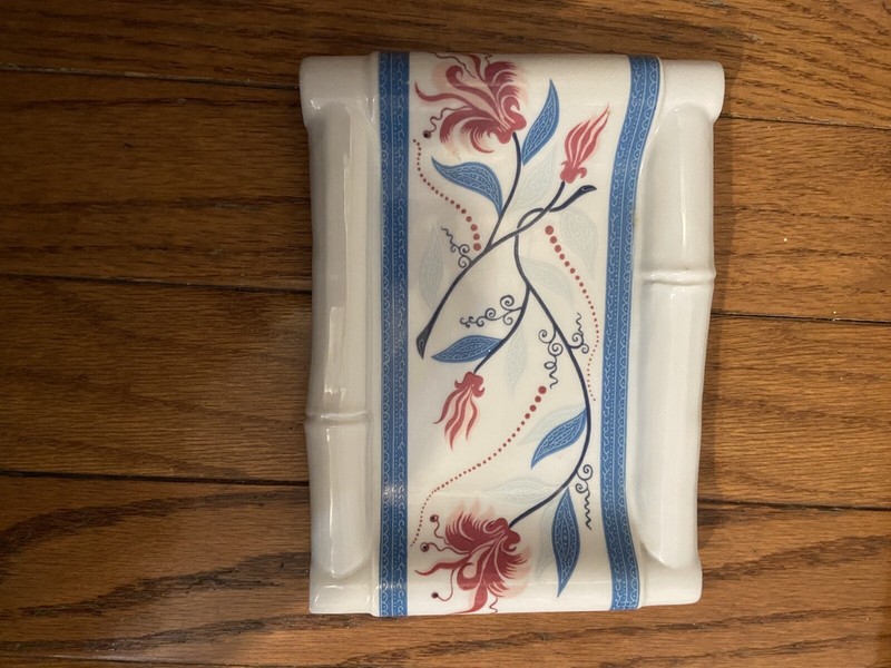 Elizabeth Arden Japanese Soap Dish. “Royal Pavilion at Brighton”