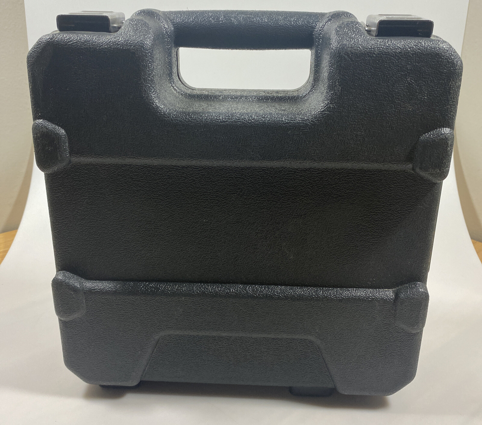 Bostitch SX1838K 18 GA Finish Stapler NEW Open Box