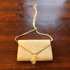Vintage La Regale LTD Handmade Ivory Lace Clutch Purse With Strap Tassel EUC