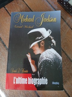 Livre " Michael JACKSON "