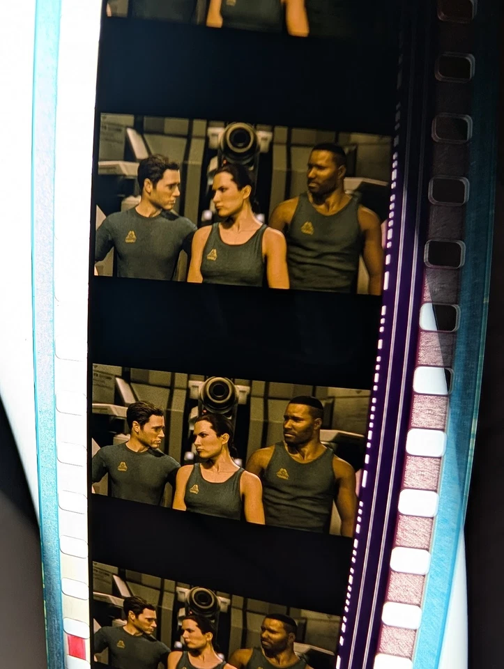 🎞️ 35mm CINEMA FILM Final Fantasy: The Spirits Within 6 REELS Complete movie - image 3 of 4