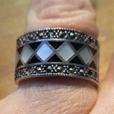 NF Sterling Silver 925 Band Ring Mother of Pearl  Marcasite Thailand