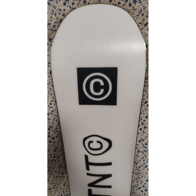 Fntc tntc 153cm ホワイト スノーボード FNTC TNTC 22-23モデル 153 23