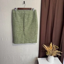 Ann Taylor Women's Skirt Size 8 Green White Business Wear Suit Separate Slit