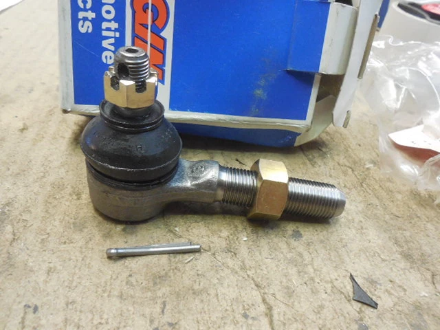 Extremo de barra de amarre exterior izquierda delantera #ES3045RL - Se adapta a Chevy Tracker 89-98 H71 Foto 2 de 3