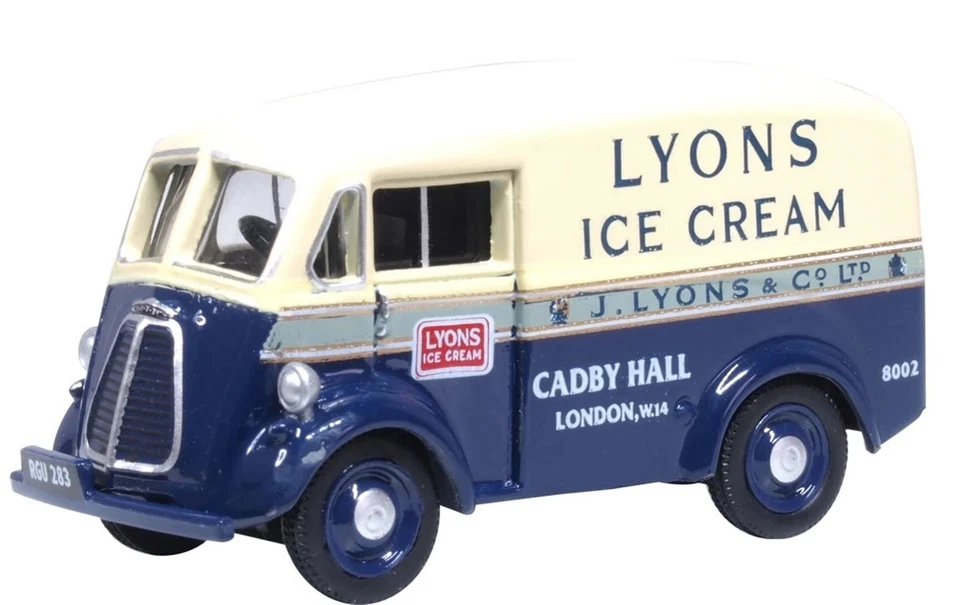 Oxford 1/76 Morris Commercial J-Type Ice Cream Van - Lyons Ice Cream 76MJ013 - Image 2 of 4