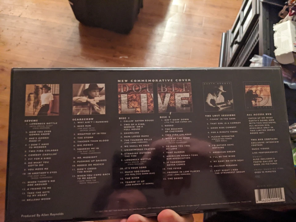 Garth Brooks THE LIMITED SERIES CD + DVD / Collector's Edition Box Set 1998 - Image 2 of 4