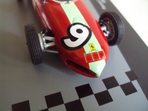 1:43 Ferrari 156 F1 - 1962 Innes Ireland UDT Laystall Racing Team - Foto 6 di 8