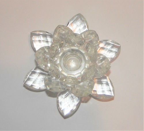 Shannon Crystal Designs of Ireland Crystal Lotus Flower Candle Holder - Picture 4 of 5