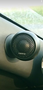 hertz mille pro tweeter