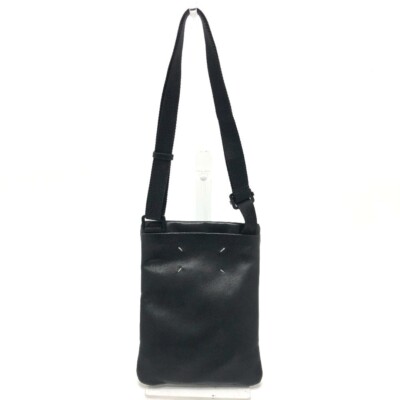 【送料&関税込】Maison Margiela Glam Slam Crossbody Bag Glam Slam Crossbody Bag in Black Maison Margiela