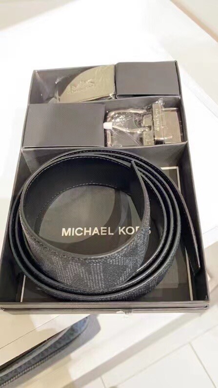Michael Kors Crystal MK Logo Belt – Black | New in MK Gift Box 4-in-1 Signature Logo Belt Box Set in BLACK - Sale | Michael  main image 2