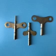 3 Vintage Assorted Clock Keys Free Shipping