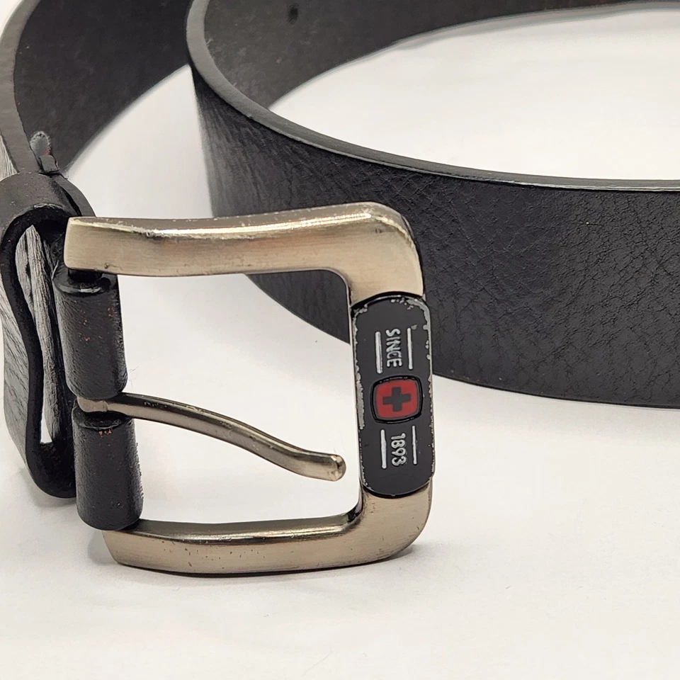 Cinturón de cuero oscuro Wenger Swiss Army para hombre negro talla 36 hebilla tono plata Foto 3 de 4