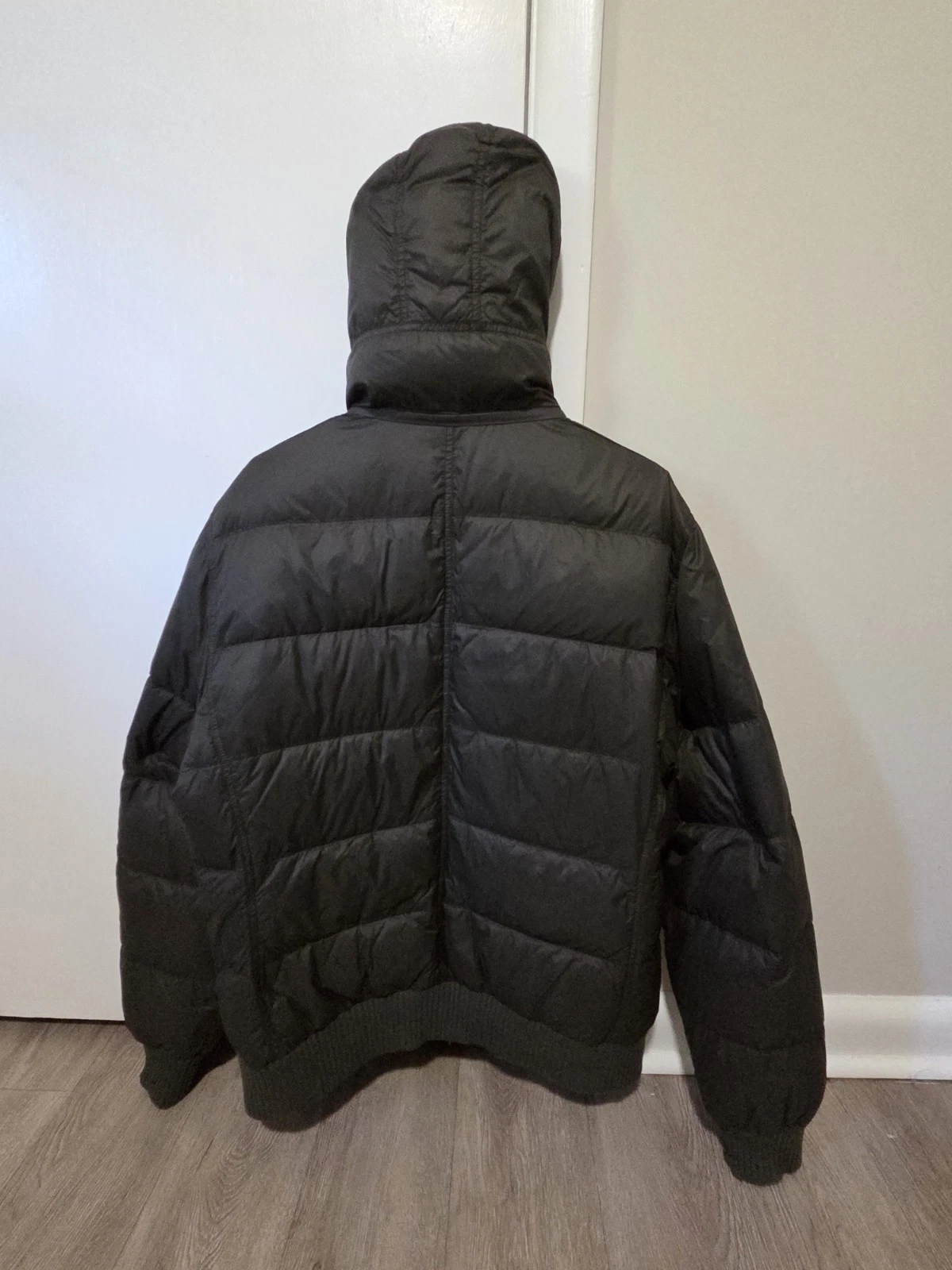 Brunello Cucinelli Men's Olive Green Hooded Quilted Goose Down Puffer Jacket image 2