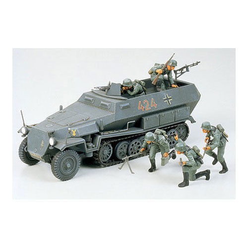 Tamiya 1/35 Hanomag Sdkfz251/1 WW2 German Military Model Kit - Image 9