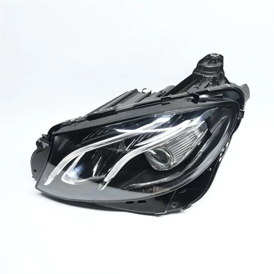 Левая светодиодная фара ЕС Mercedes Benz W213 E260 E300 E350 2016–2020 гг. - Изображение 2 из 4