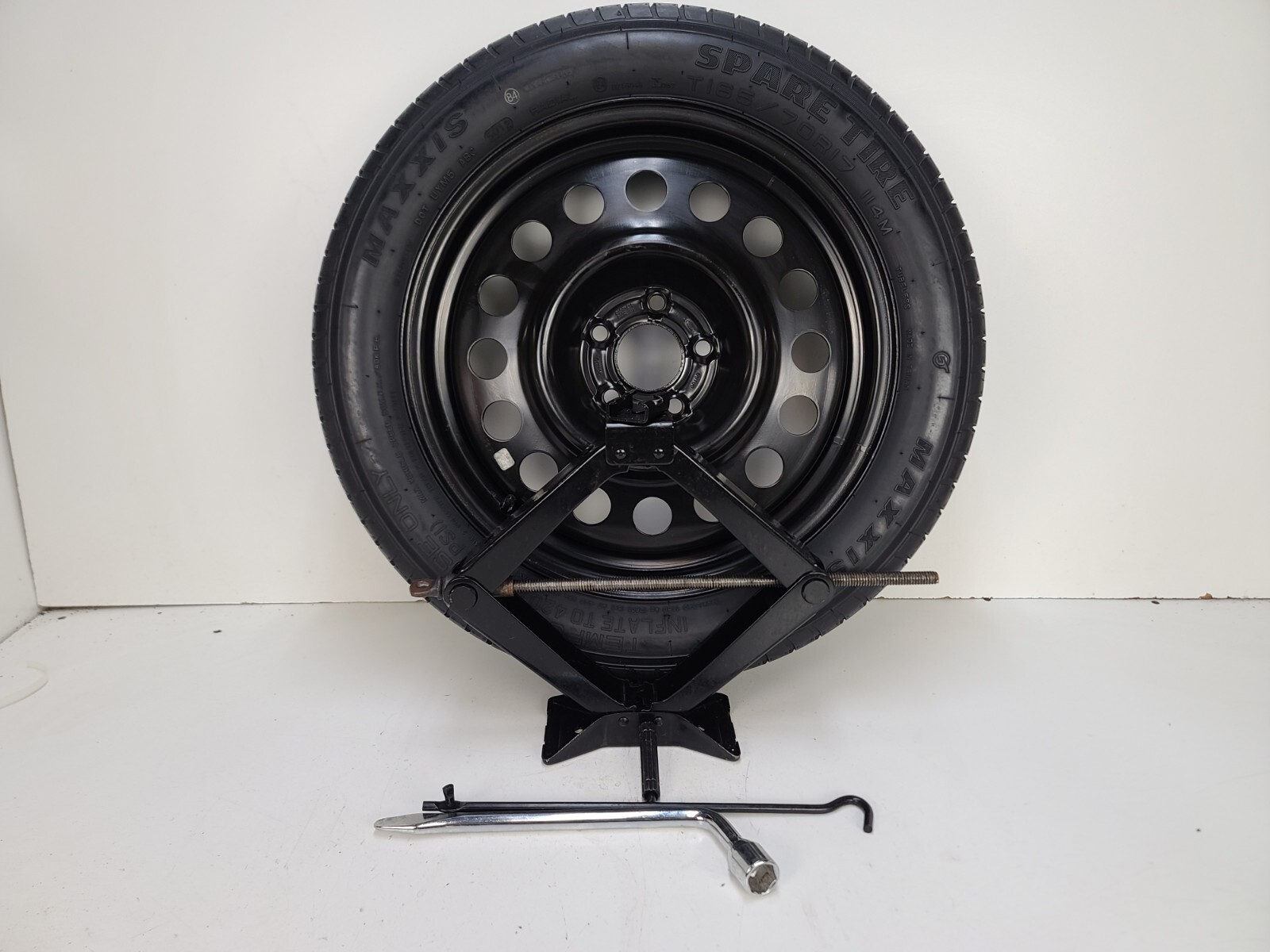 Spare Tire W/Jack Kit 17'' Fits:2020-2023 Lincoln Corsair Compact Donut