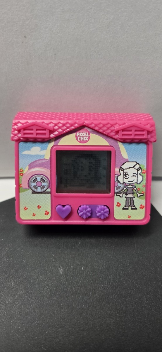 Rare Pixel Chix Pink House Mattel 2005 - MINT CONDITION
