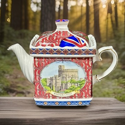 James Sadler Tour Of Britain Windsor Castle Tea Pot 6  Tall Vintage England *