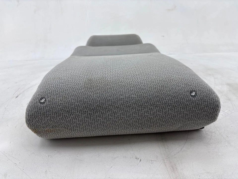 Cojín de asiento superior para pasajero trasero Buick Lacrosse 2005-2006 con reposabrazos Foto 4 de 4