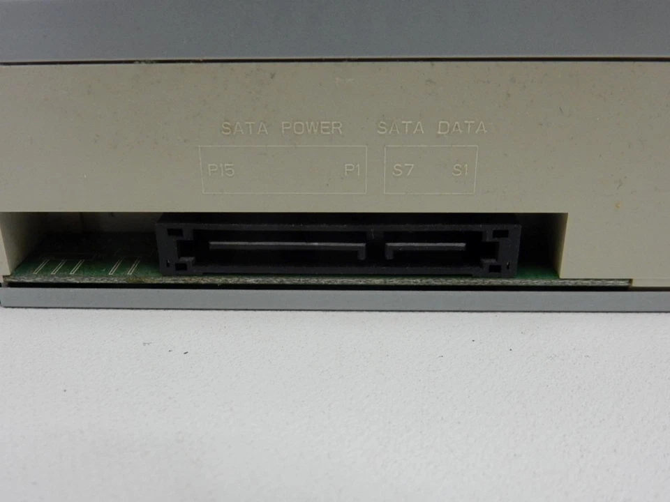 Plextor PX-B320SA BD-ROM DVD-ROM & CD-ROM Drive F/W 1.02 H/W 0.0 - Image 4 of 4