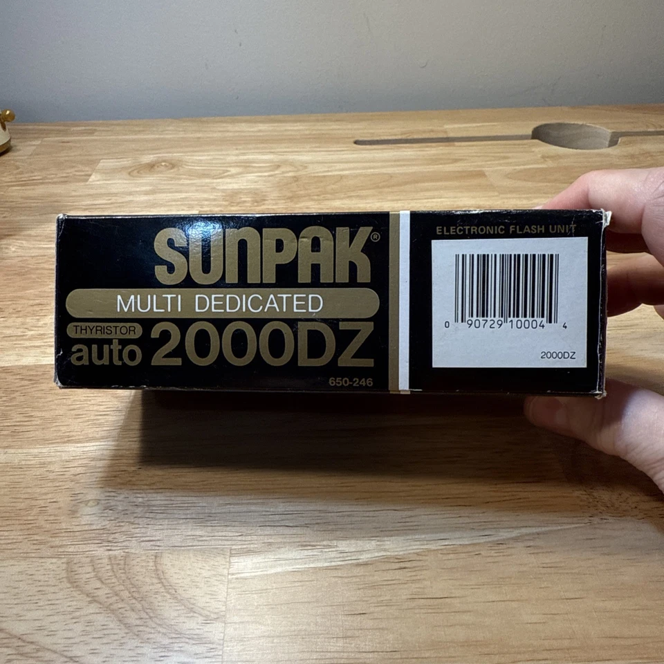 New Sunpak Multi Dedicated Auto 2000DZ Thyristor Flash NIB Vintage Camera Parts - Image 2 of 4
