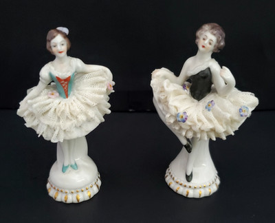 Antique Aelteste Volkstedter Germany Pair of Porcelain Ballerina Figures 3.5'' H