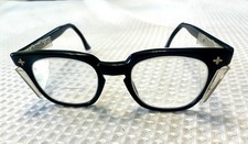 VTG BAUSCH  LOMB GLASSES 50-22 B L HORN RIM GLASSES MID CENT RIVET SIDE SHEILD