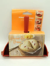 Nordic Ware Pocket Pie Press 6" x 3" Hand Pie Calzones Personal Size Pie Red NEW