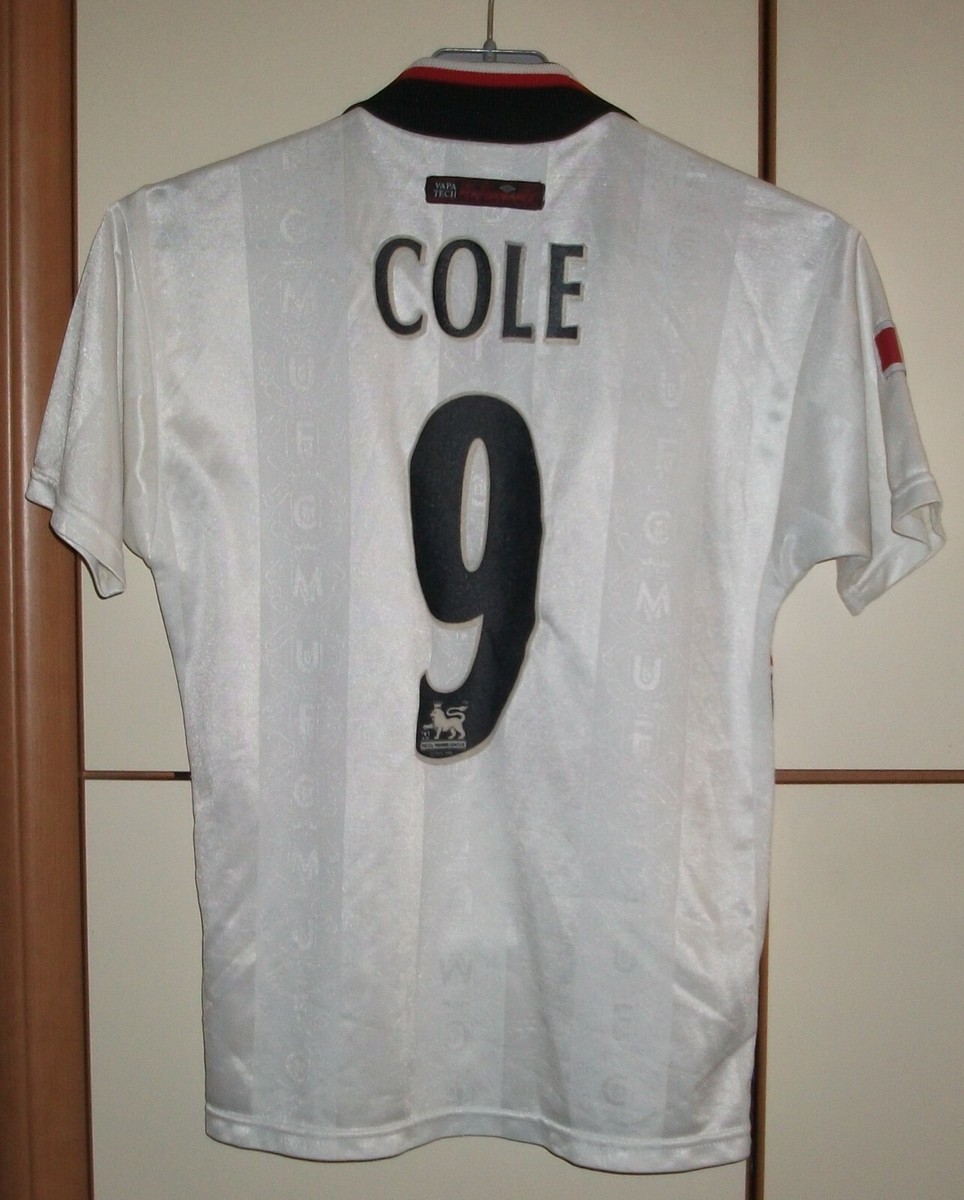 マンチェスター・ユナイテッド ジュニアシャツ Away1999-00 UMBRO Manchester United 1997 - 1999 Away football Umbro shirt size