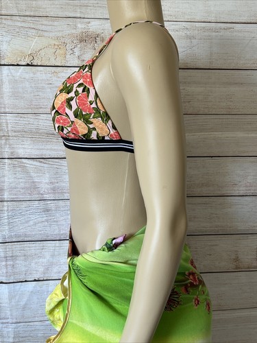 Xhilaration Elastic Triangle Bikini Top Only Size S - Picture 4 of 9