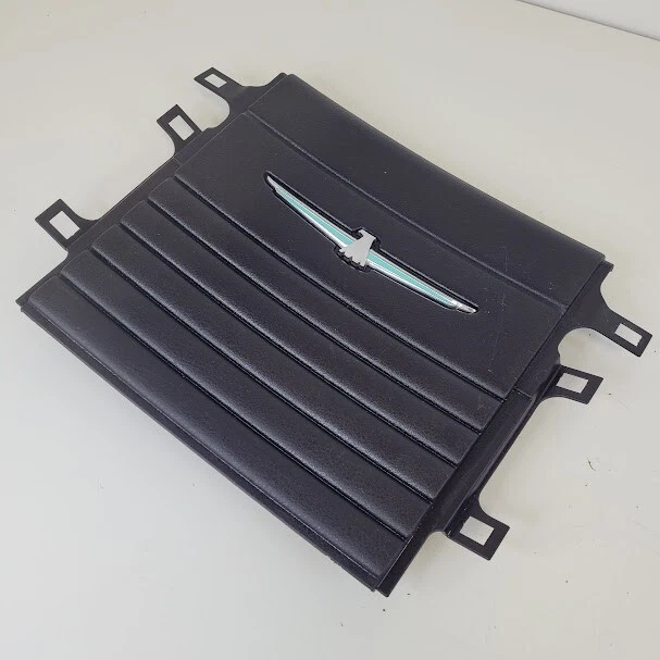 Panel emblema de moldura central trasera Ford Thunderbird 2003-2005 OEM Foto 2 de 4