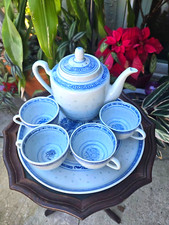 Porcelain Chinese White / Blue Rise Eyes Tea Pot/ Lid / 4 Cups / Tray set