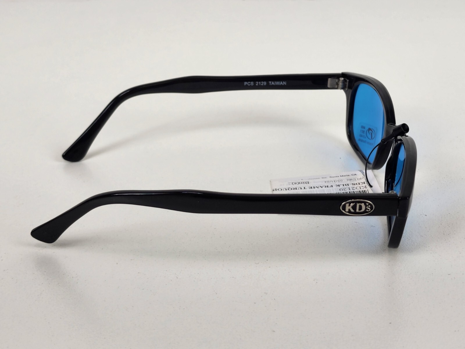 ORIGINAL KD'S TURQUOISE LENS/BLACK FRAME SUNGLASSES eBay