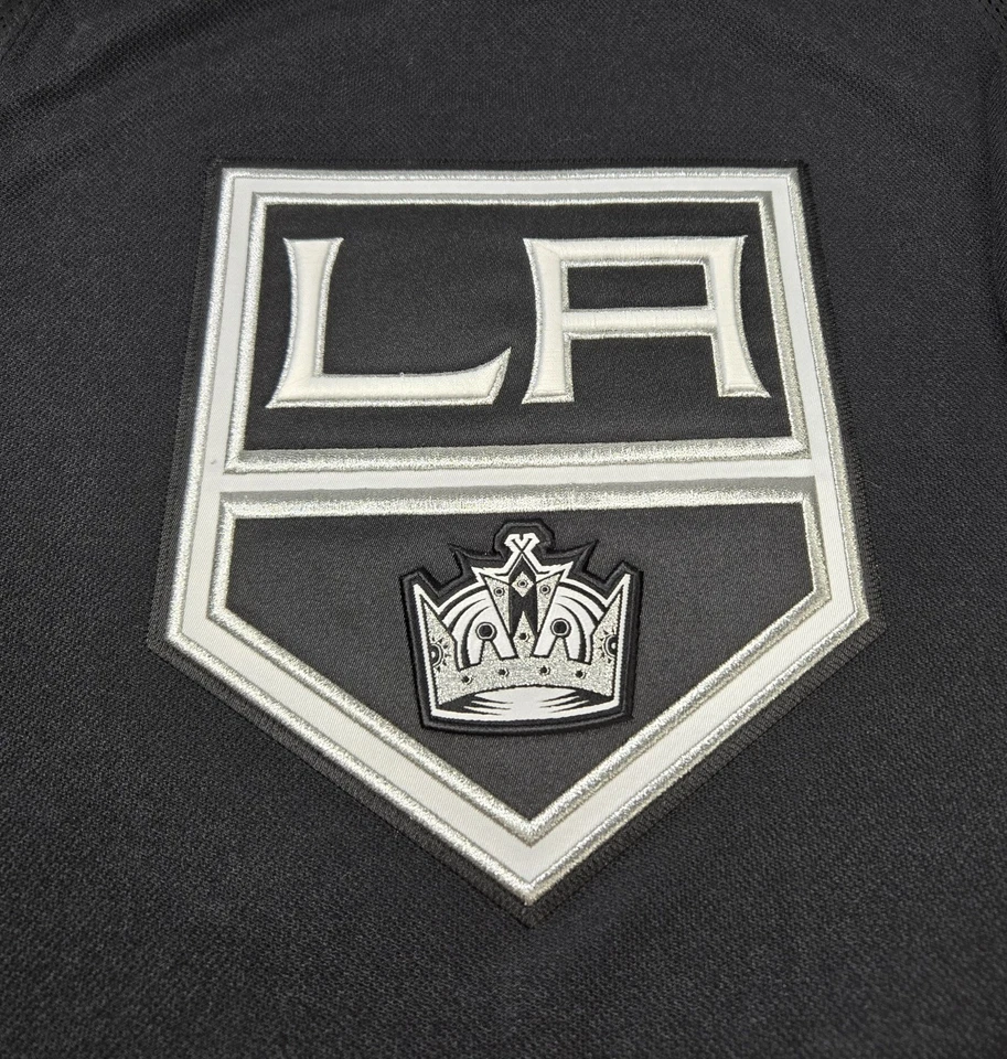 Camiseta Adidas Los Angeles Kings talla 46 para hombre Jonathan Quick #32 negra blanca NHL Foto 3 de 4
