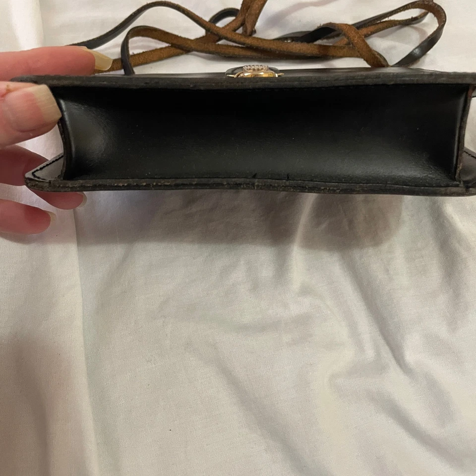 Bolso Bandolera Mundi Negro Vintage Años 90 Cuero Genuino Hebilla Plegable Foto 3 de 4