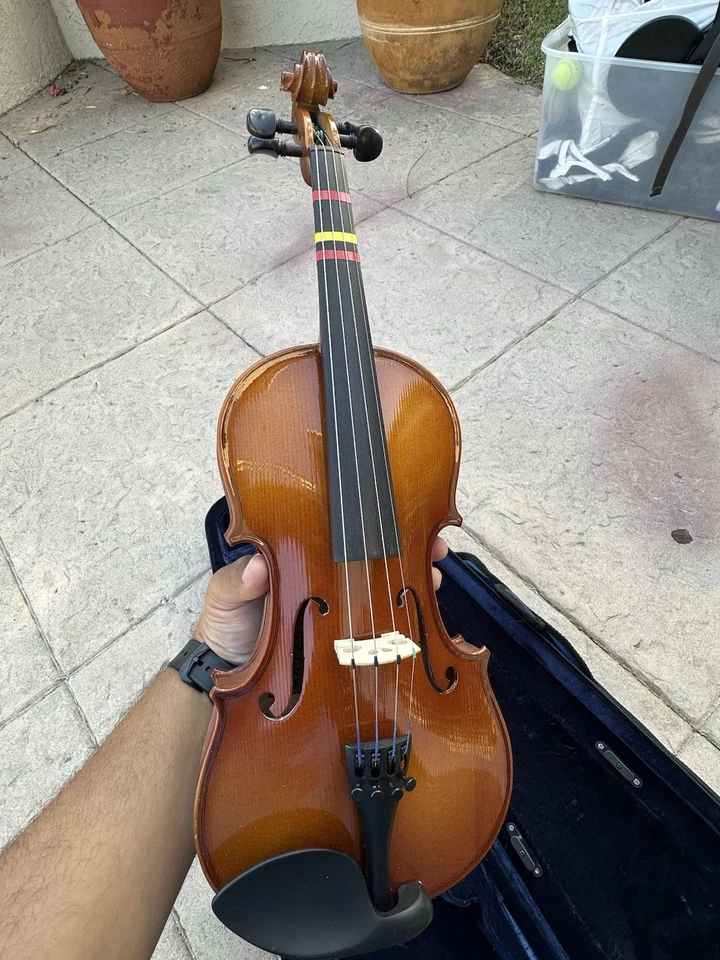 Carlo Robelli Violin 3/4 P105340FX Spruce Top, Maple. Pre Owned, Case, No Saddle - Image 2 of 4