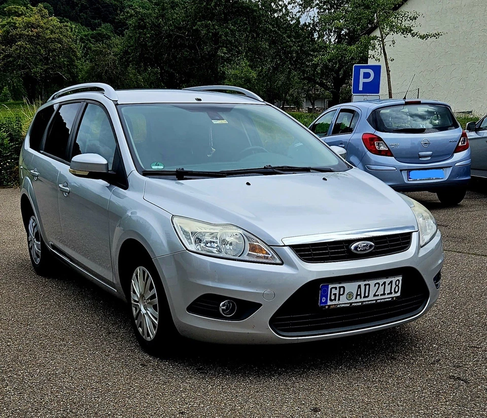 Ford Focus Kombi, Bj 2010, KM 170.000, TüV Aug 2026 - Bild 2 von 4
