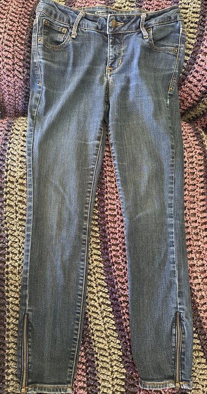 Old Navy Rockstar Blue Zipper Ankle Denim Jeans 6 Short