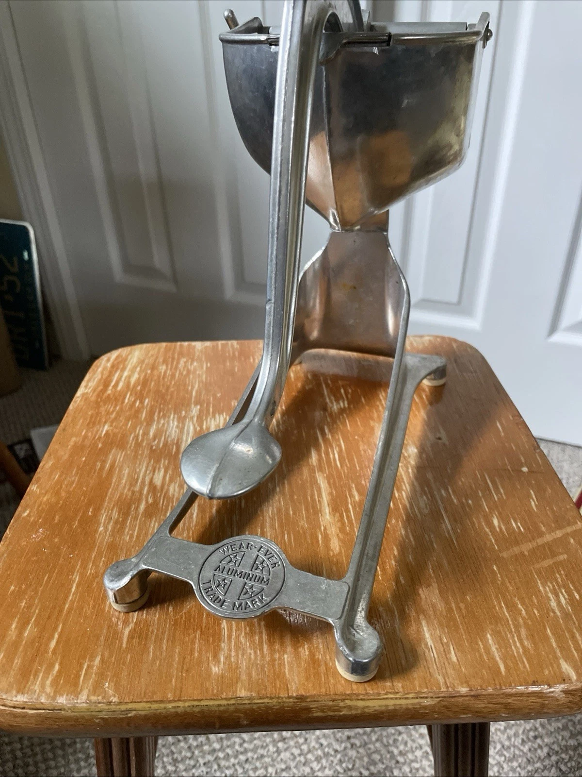 Vintage Wear-Ever Aluminum Juicer Orange Lemon Citrus Squeezer L👀K 👈🏻
