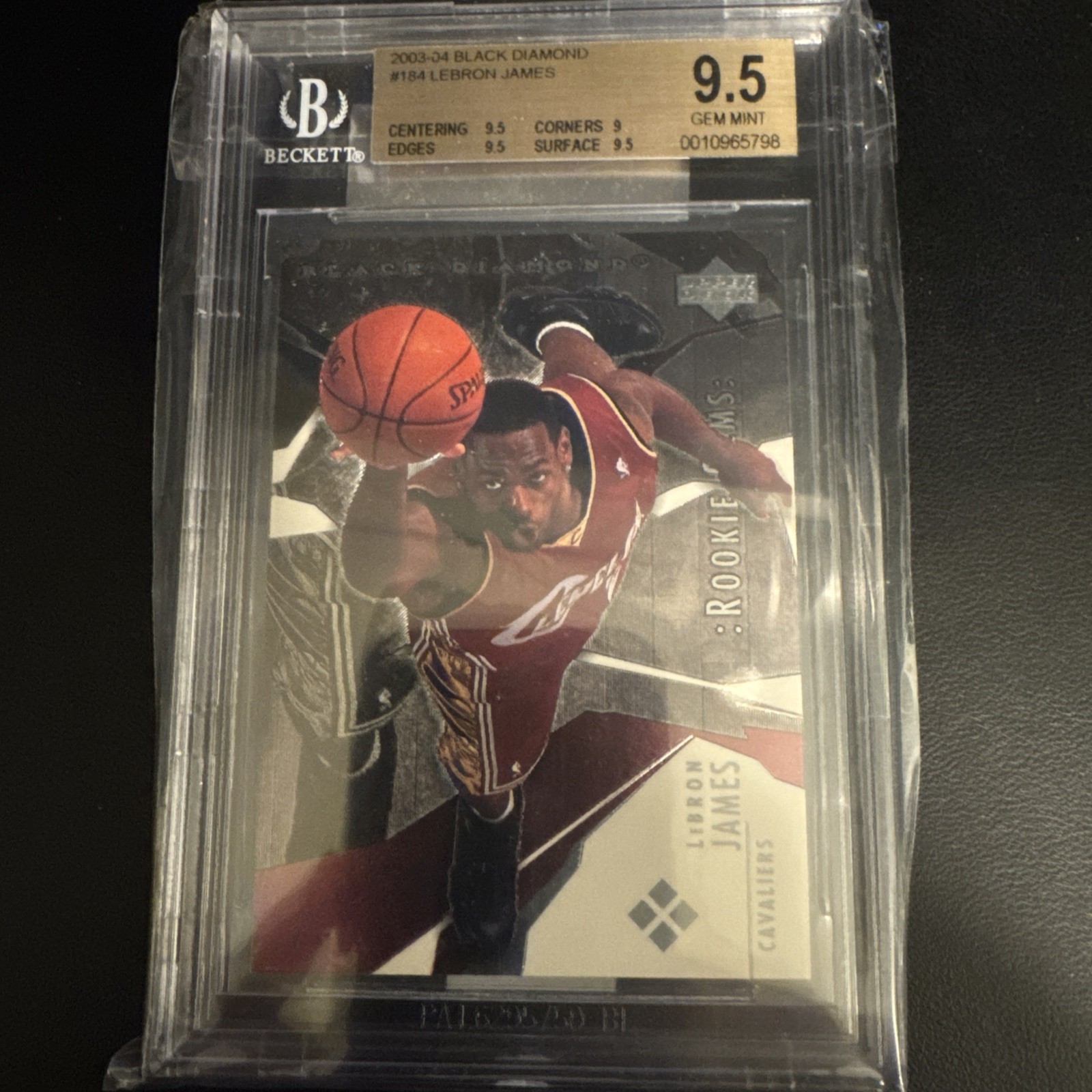 2003-04 Upper Deck Black Diamond - Rookie Gems LeBron James #184 (RC) BGS 9.5