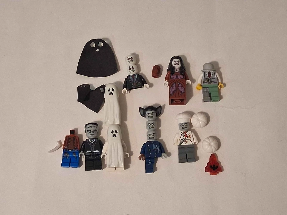 Casi 4,5 libras de piezas a granel LEGO Monster Fighters (leer descripción) Foto 3 de 4