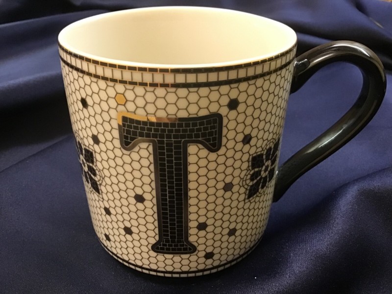 ANTHROPOLOGIE initial MONOGRAM margot MUG letter T vintage TILE motif NEW!
