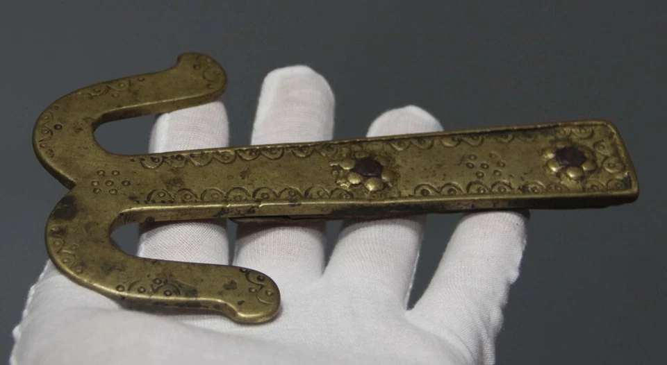 Настоящий изящный Тибетский старинный буддийский сплав 19 века медный молочный крюк амулет - Изображение 4 из 4