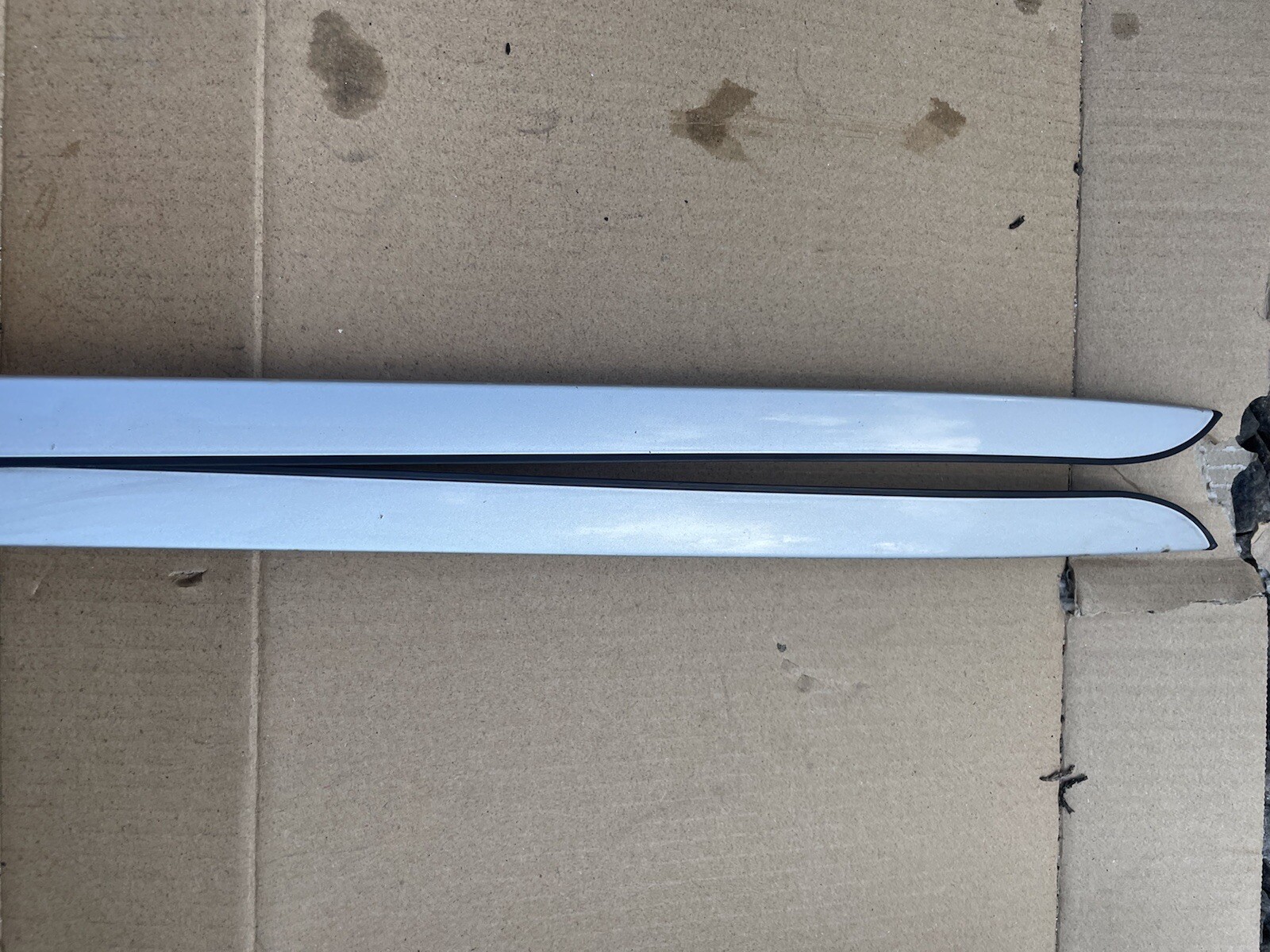 BMW 3 SERIES E90 E91 FRONT WINDOW TRIMS (PAIR) LHS 7173263 RHS 