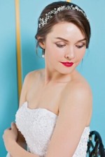 HBH Brautmoden Haardraht Haarschmuck Straßsteinen und Perlen biegsam Silber